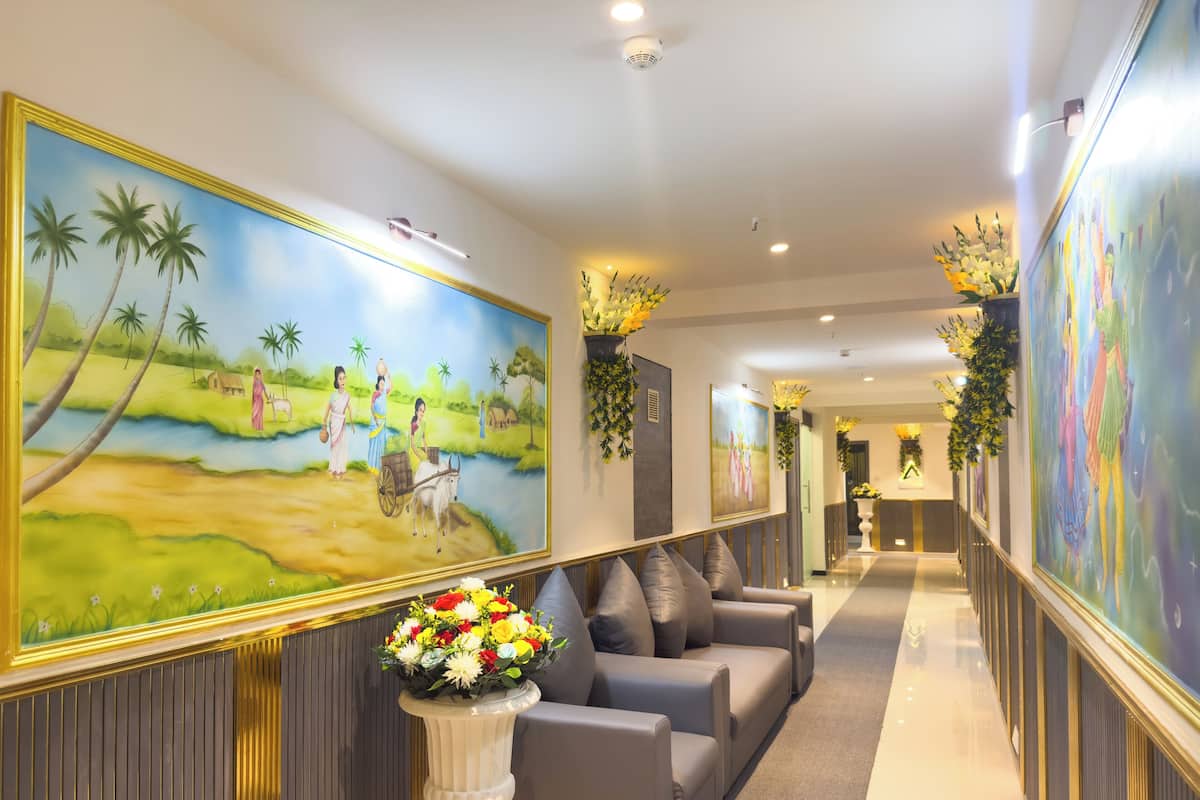 Junior Suite, City View | Lobby