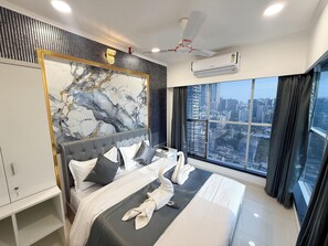 Junior Suite, City View | Free WiFi, bed sheets - Astha Home The Borivali Suite (Mumbai)