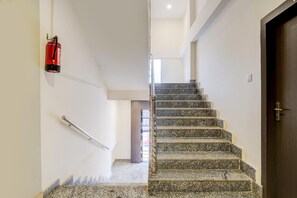 House | Interior - Super Townhouse IG Athletic Stadium (Guwahati)