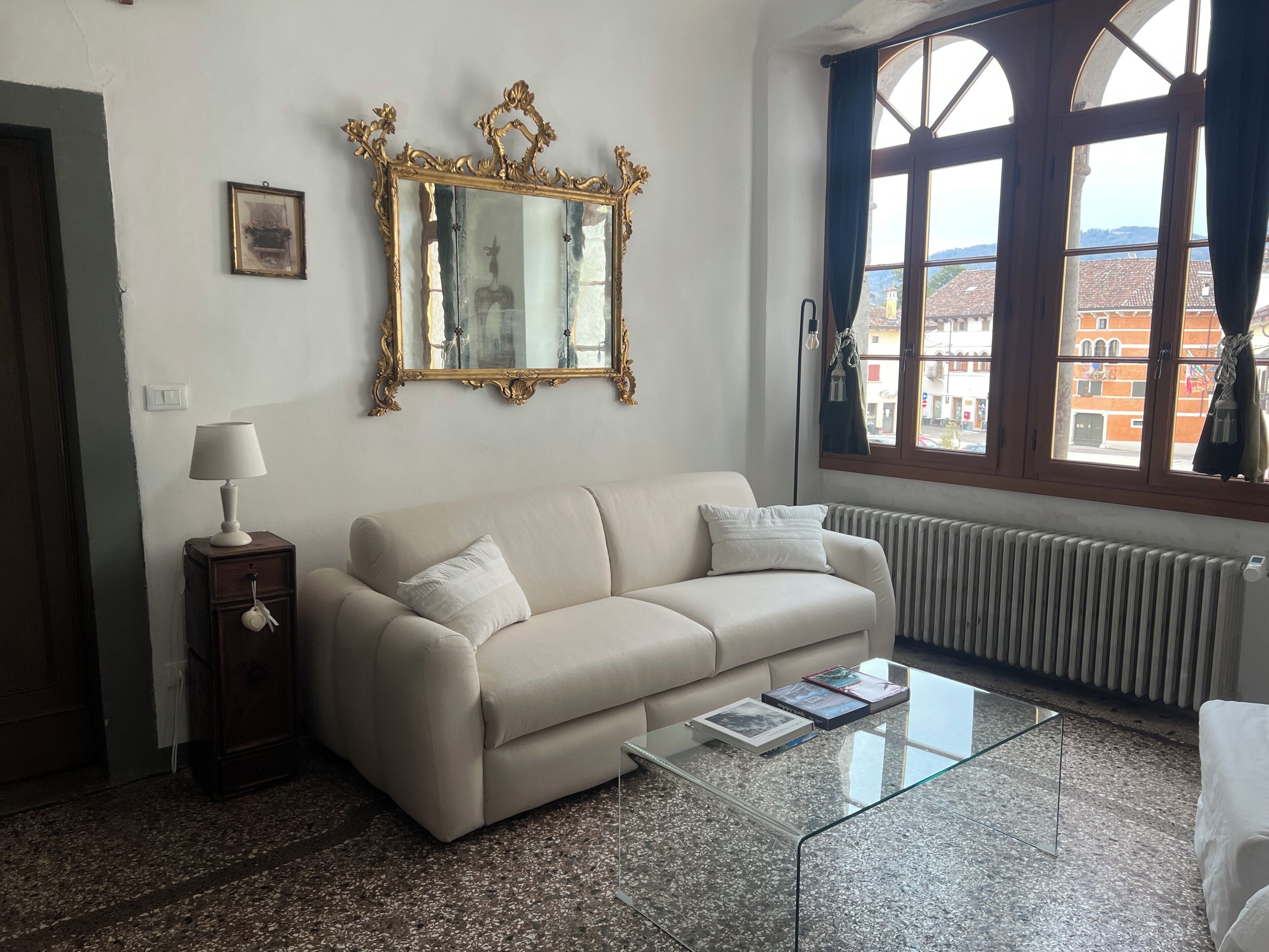 Deluxe Villa, Patio, Courtyard View | Living area