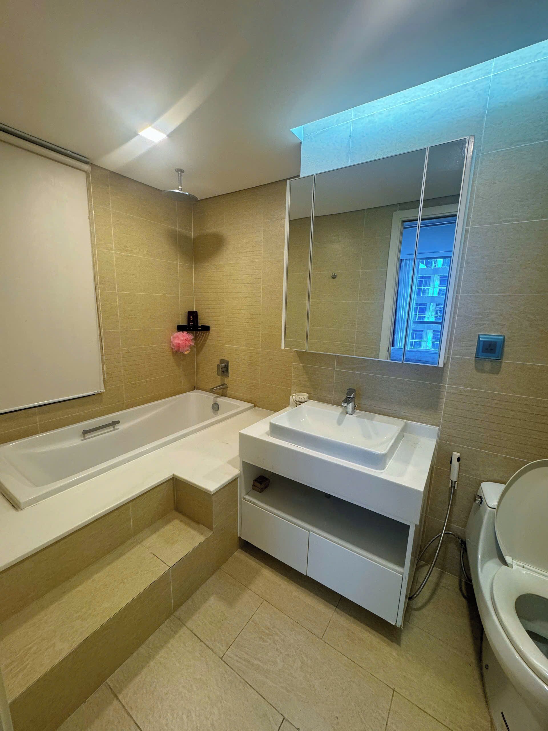 Comfort Apartment, Balcony, City View | Bathroom