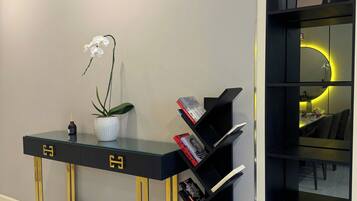 Comfort Apartment, Balcony, City View | Interior