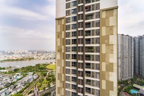 View from property - StayPay Apartment in VinhomesCentralPark (Tp.HCM)