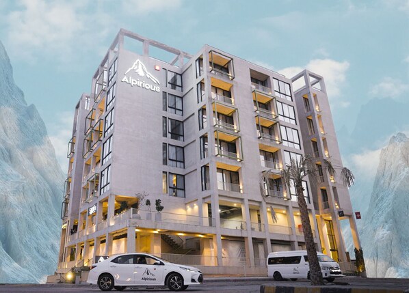 Exterior - Alpirious Suites - Airport Corridor (Islamabad)