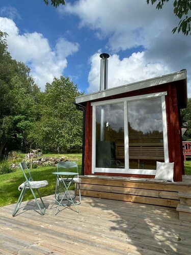 Tranquil 1-bedroom loft cabin in rural idyll