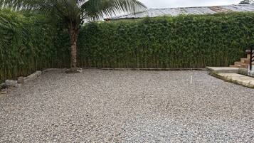 Apartment, 2 Bedrooms, Balcony, Garden View | Property grounds