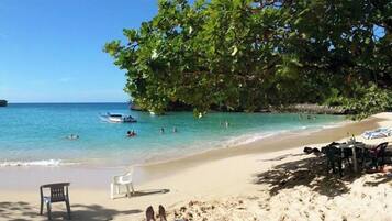 Apartment, 2 Bedrooms, Balcony, Garden View | Beach