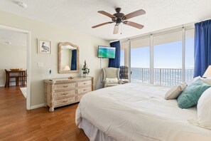 Room - Tower 1-702 Long Beach Resort. Free Beach Chair Service! (Panama City Beach)