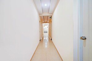House | Interior - Super Collection O Niladri Road (Bengaluru)