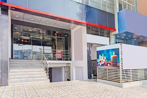 House | Reception - Super Collection O Niladri Road (Bengaluru)