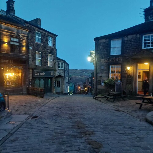 Discover the charm of Harry’s Hideaway Cottage in the village of Haworth