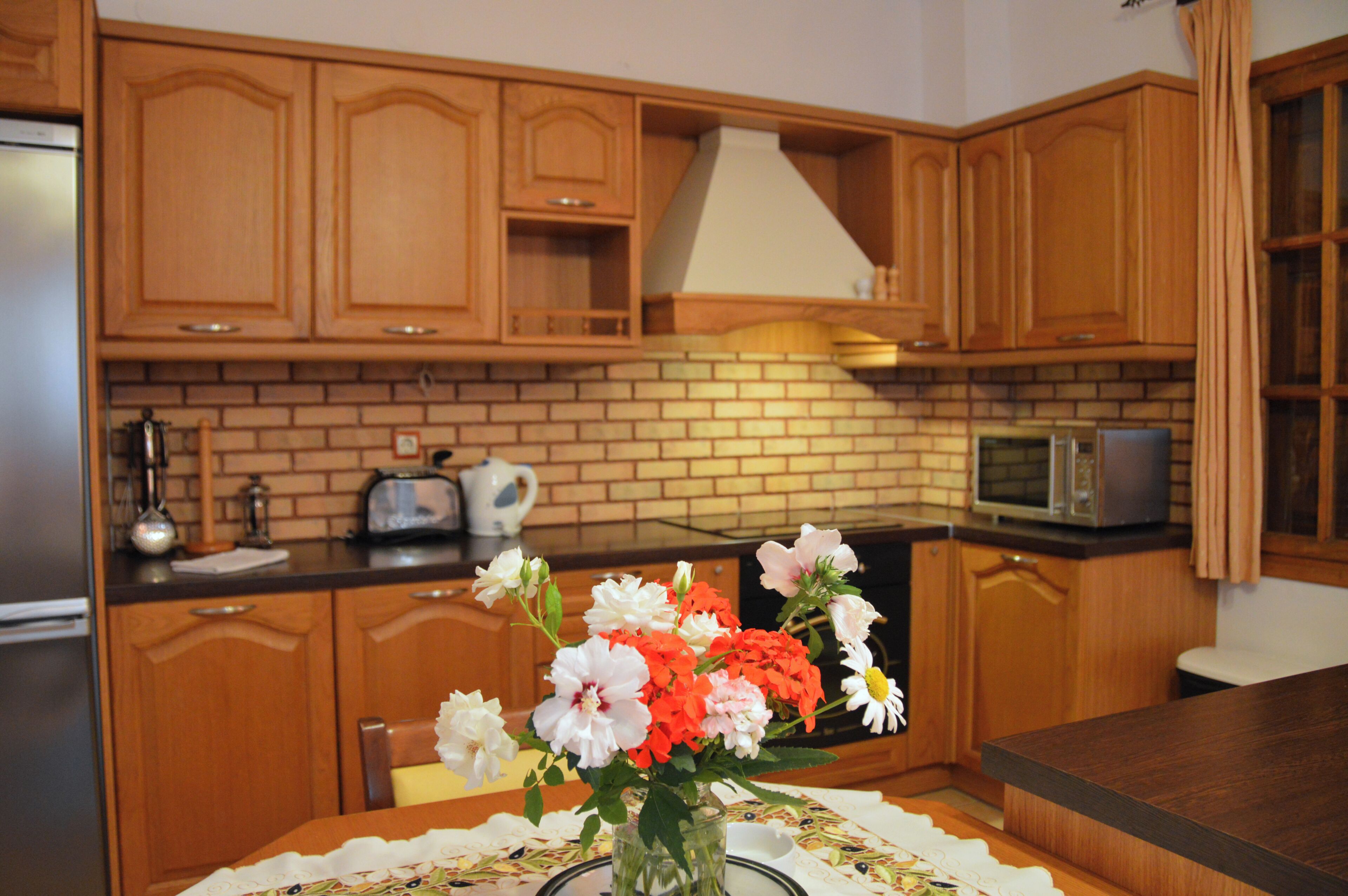 Family Apartment, Garden View | Private kitchen