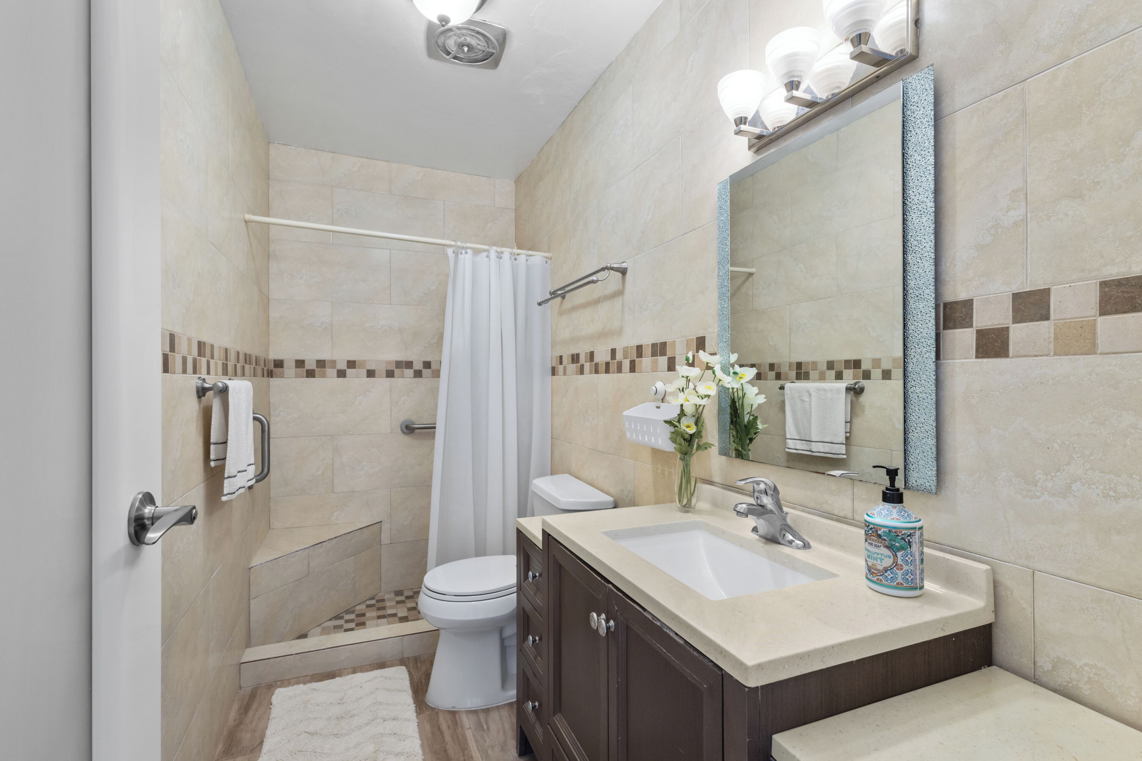 Hair dryer, towels