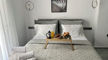 Fer et planche Ă repasser, Wi-Fi gratuit, draps fournis