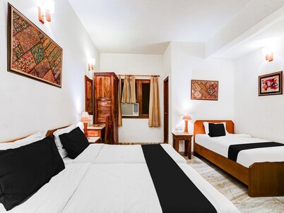 Deluxe Hotel Luna Rosa