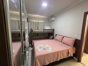 อพาร์ทเมนท์ | เตารีด/โต๊ะรีดผ้า, Wi-Fi ฟรี