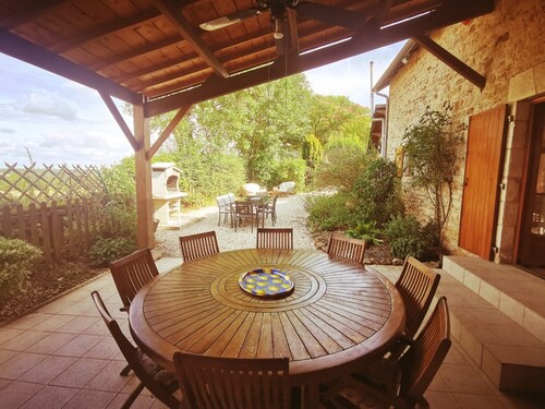 3 charming self-contained gites-beautiful pool & games room; ideal for families