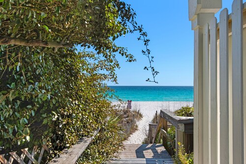 Lakefront 4BR Home Sleeps 12 w/ Golf Cart & Private Beach Access
