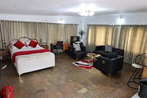 Comfort Suite, Garden View