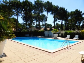 Pool - Holiday home with wifi and parking - 7 guests (La Palmyre)