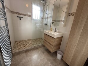 Hair dryer - Charming house in quiet area - 8 guests (La Croix-Valmer)