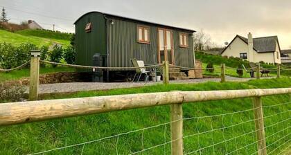 The Shepherdess Hut @ Fullabrook Farm Retreat