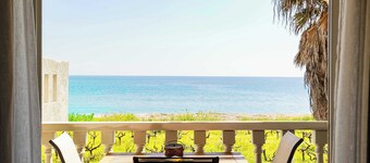 Beachfront Nest Memi Koroni-seaheaven House A3