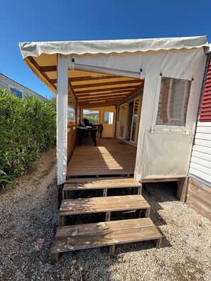 Exterior detail - Mobilhome Camping 4* (Fréjus)