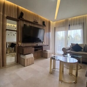 Living area - MARRAKECH APARTMENT WITH POOL PEARL GARDEN 5MN GUELIZ 15MIN JAMMA ALFNA (Marrakech)