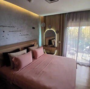 Iron/ironing board, Internet, bed sheets - MARRAKECH APARTMENT WITH POOL PEARL GARDEN 5MN GUELIZ 15MIN JAMMA ALFNA (Marrakech)