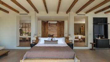 Valley Suite XL Sea View with Private Pool & Yard | In-room safe, blackout drapes, soundproofing, iron/ironing board