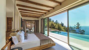 Valley Suite XL Sea View with Private Pool & Yard | In-room safe, blackout drapes, soundproofing, iron/ironing board