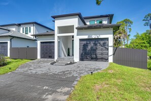 Talo (Multiple Bedrooms) | Sisätilat