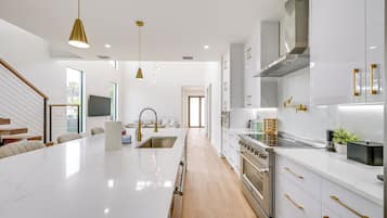 House (Multiple Bedrooms) | Interior