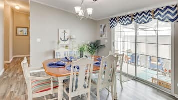 House (3 Bedrooms) | Front of property