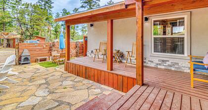 < 1 Mi to Grindstone Lake! All-season Family Haven