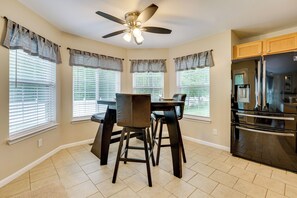 House (3 Bedrooms) | Interior - Pets Welcome: Convenient Family Home in Westland! (Westland)