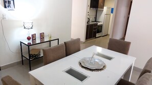 Dining - Large and bright apartment in Caballito, Buenos Aires for up to 5 people (Buenos Aires)