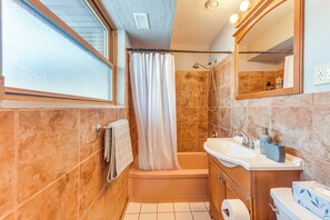 House (3 Bedrooms) | Interior - Cozy Wisconsin Escape w/ Deck, Grill & Fire Pit! (Pleasant Prairie)