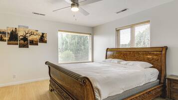 House (3 Bedrooms) | Interior