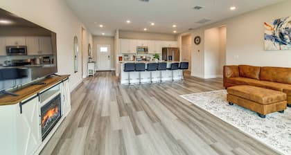 Home < 1-mi Walk to Warm Mineral Springs Park!