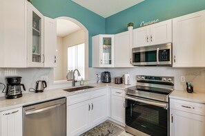 Interior - Fun w/ Family! Disney-area Home w/ Private Pool (Davenport)
