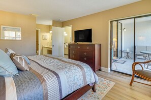 Apartment (2 Bedrooms) | Interior - Resort-style Condo 6 Mi to Bradenton Beach! (Bradenton)