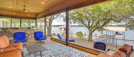 บ้านพัก (4 Bedrooms) | ภายใน