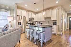 Interior - Modern Black Mountain Cottage: 17 Mi to Asheville! (Black Mountain)