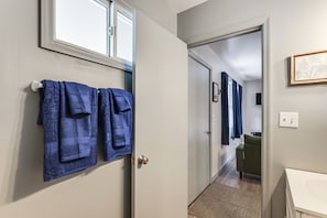 Apartment (0 Bedroom) | Interior - < 1 Mi to Boat Launch! Schroon Lake Basecamp (Schroon Lake)