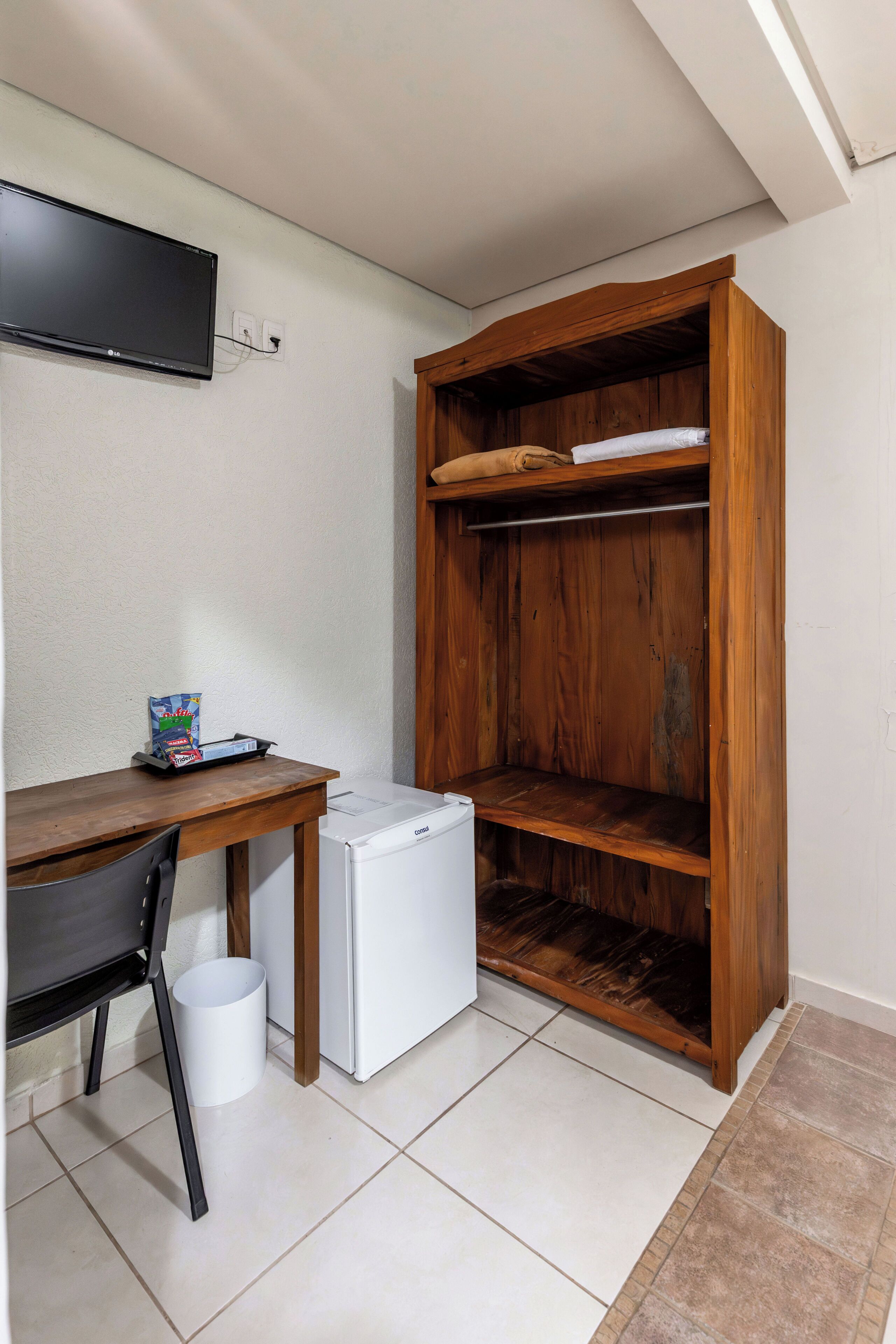 Deluxe Single Room | Desk, laptop workspace, free WiFi, bed sheets