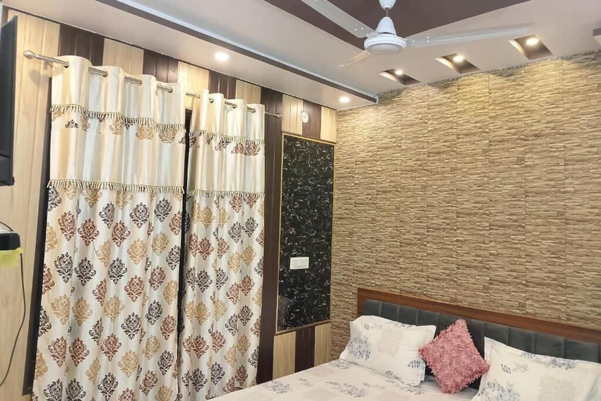 Deluxe Double Room, Garden View