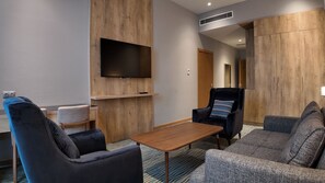 Superior Twin Room, Mountain View | Living area - Naftalan Central Wellness Resort (Naftalan)