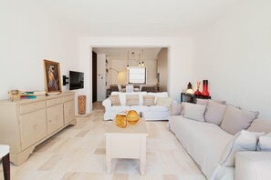 Living area - Pearl of Gallura - Exclusive refuge, 10' from the sea (agientu)
